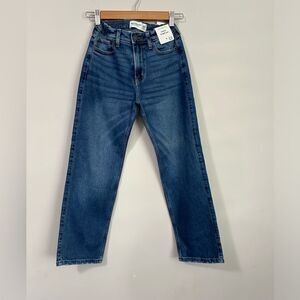 NWT Abercrombie Kids Relaxed Straight Jeans
